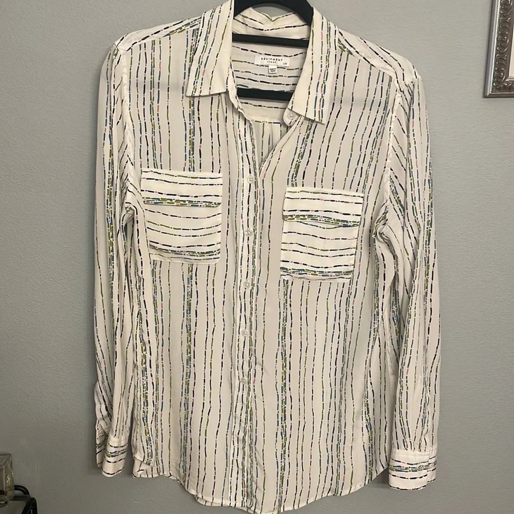 Equipment Femme Multi Color Print 100% Silk Button Down Top Size Large